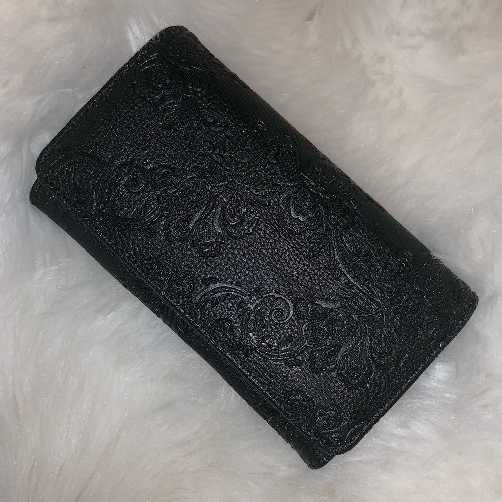 Cute Lacey Wallet 🖤😍